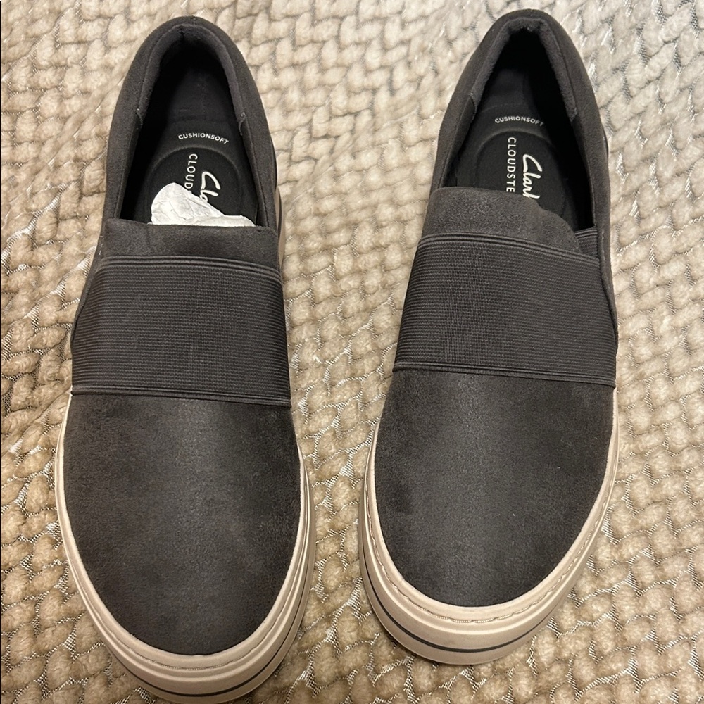 Clarks Women’s Suede Gray Slip-On Loafers